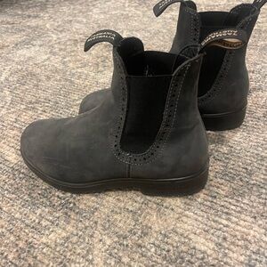 Blundstone Black Leather Chelsea Boots